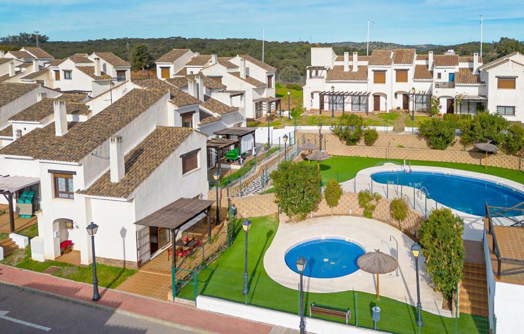 Suite En Sierramagna, Piscina Abierta El Ronquillo エクステリア 写真